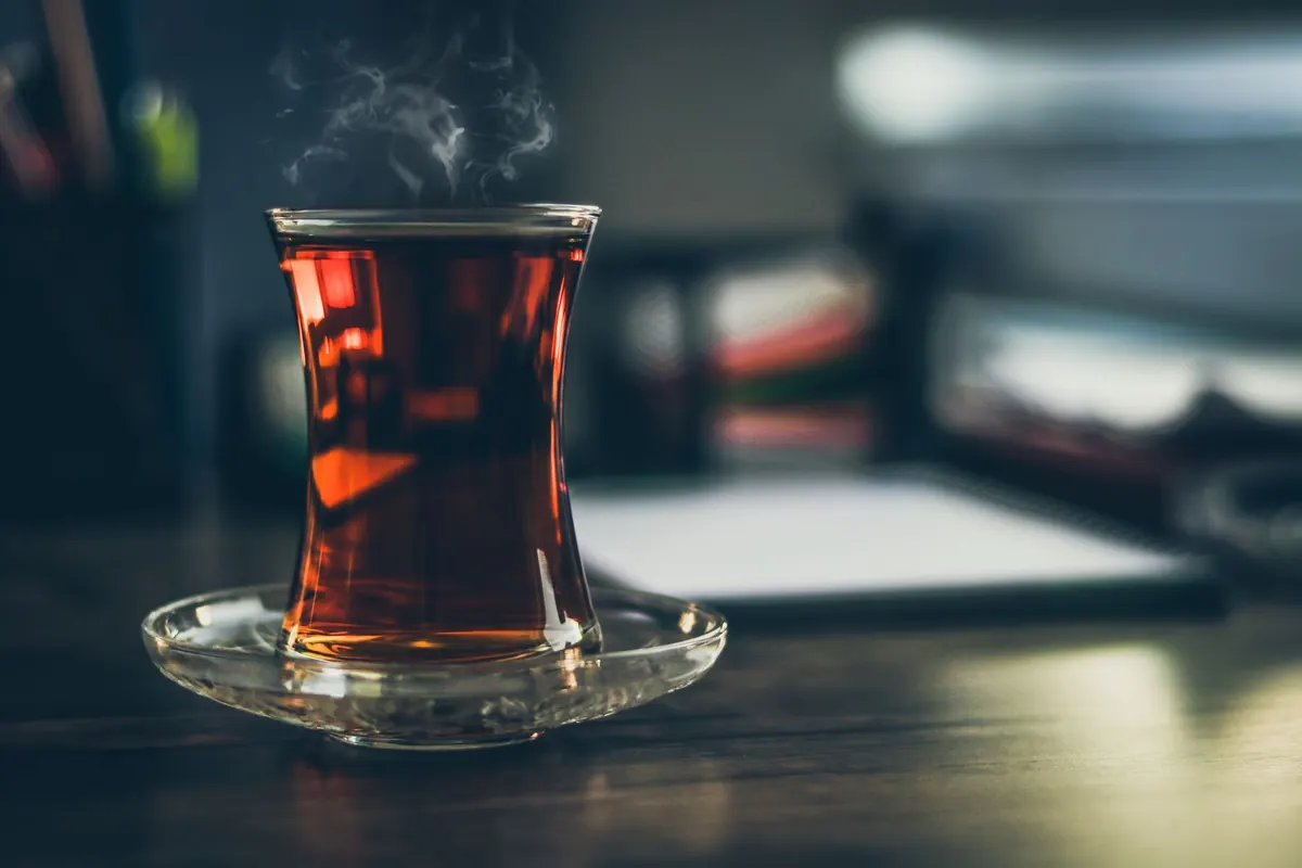Caffeine in Tea: An Explainer on Steeping Time, Leaf Type, and Your Sensitivity